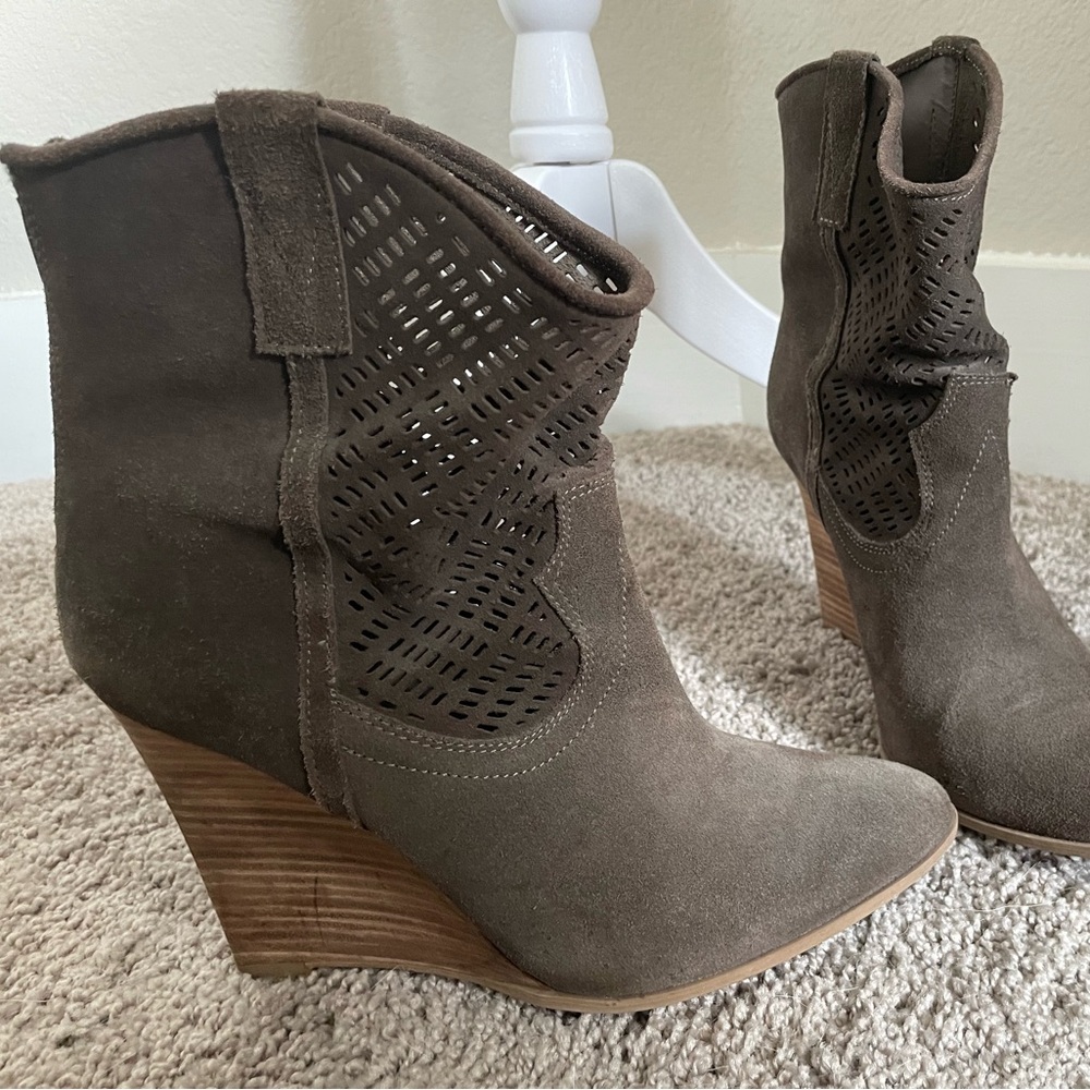 Leather and man made booties size 9